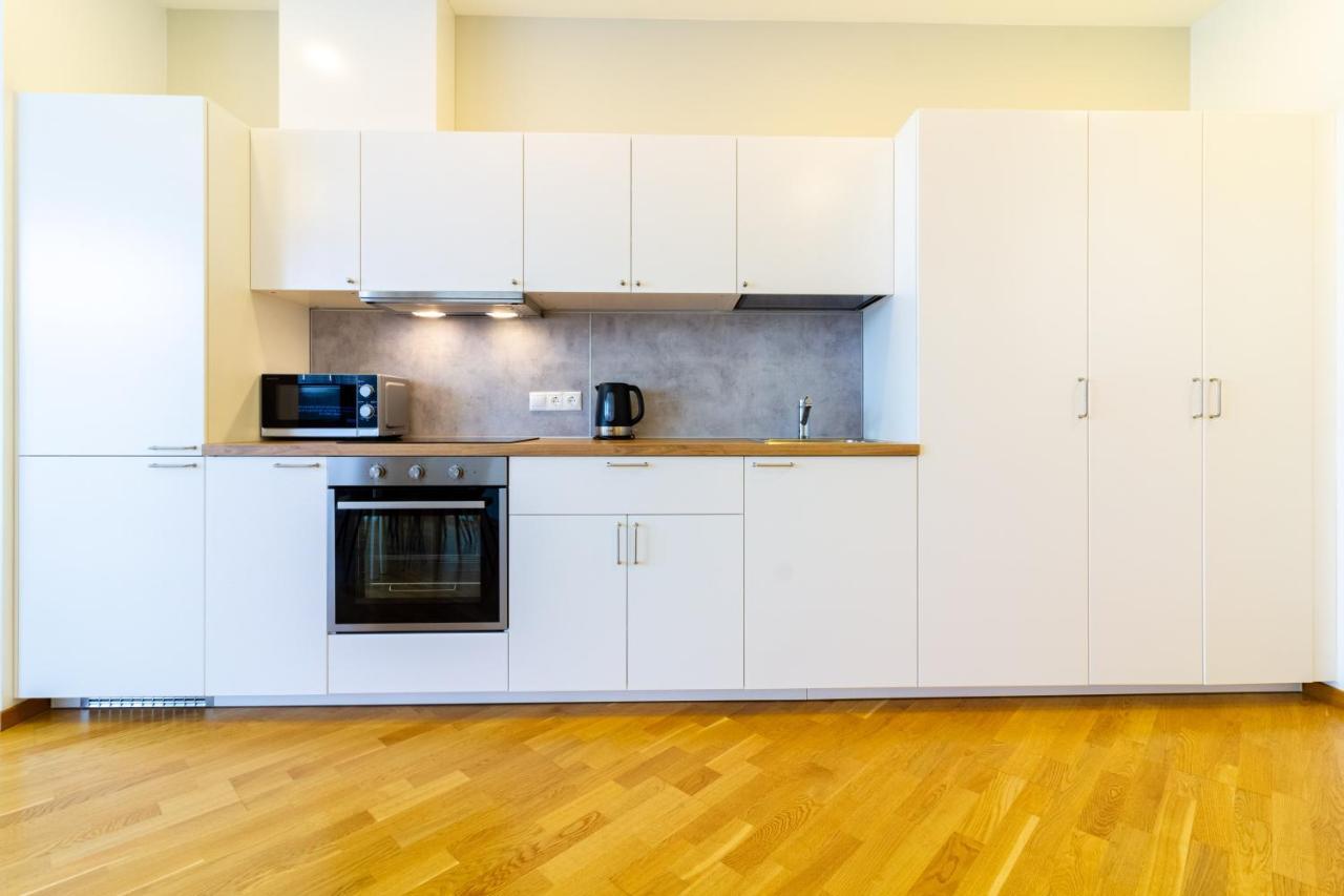 Elija Swan-Toy Apartments Sventoji Luaran gambar