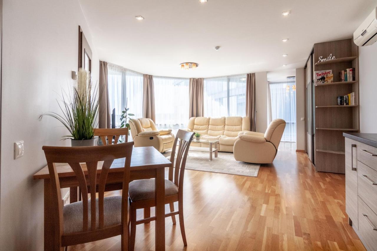 Elija Swan-Toy Apartments Sventoji Luaran gambar