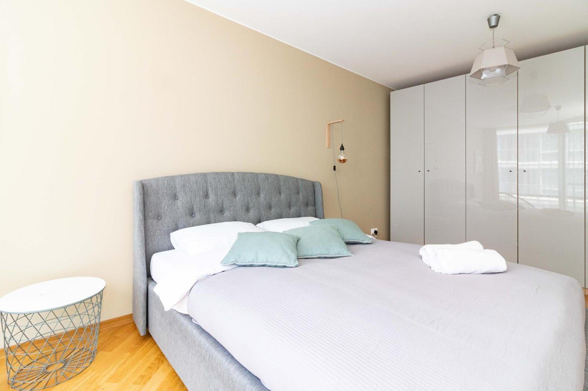 Elija Swan-Toy Apartments Sventoji Luaran gambar