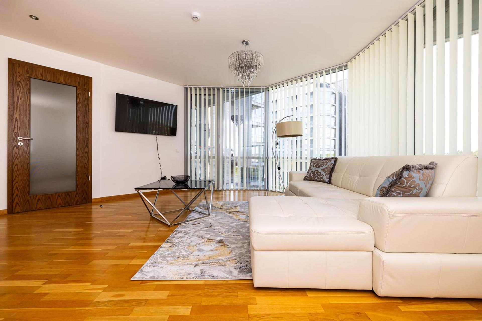 Elija Swan-Toy Apartments Sventoji Luaran gambar